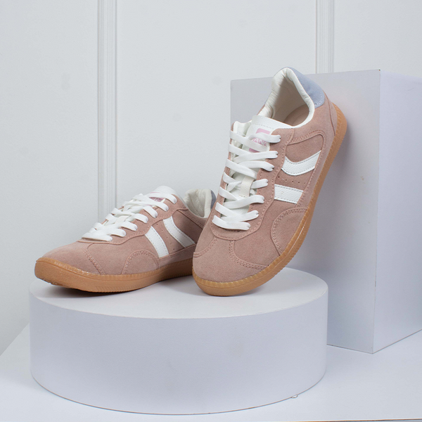 Tenis dama