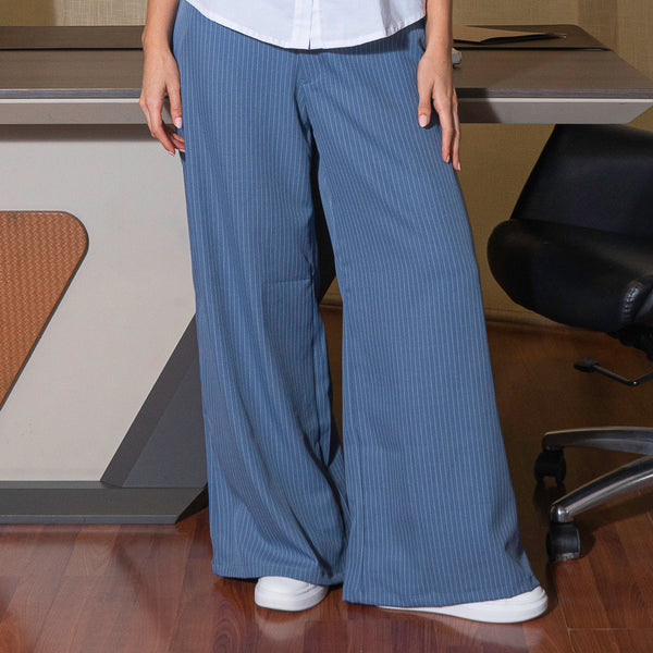 Pantalón pretina asimétrica